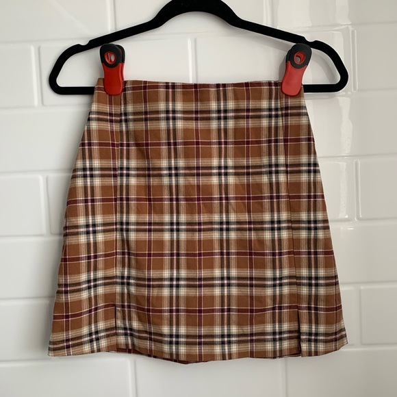 Brandy Melville Dresses & Skirts - Brandy Melville skirt!